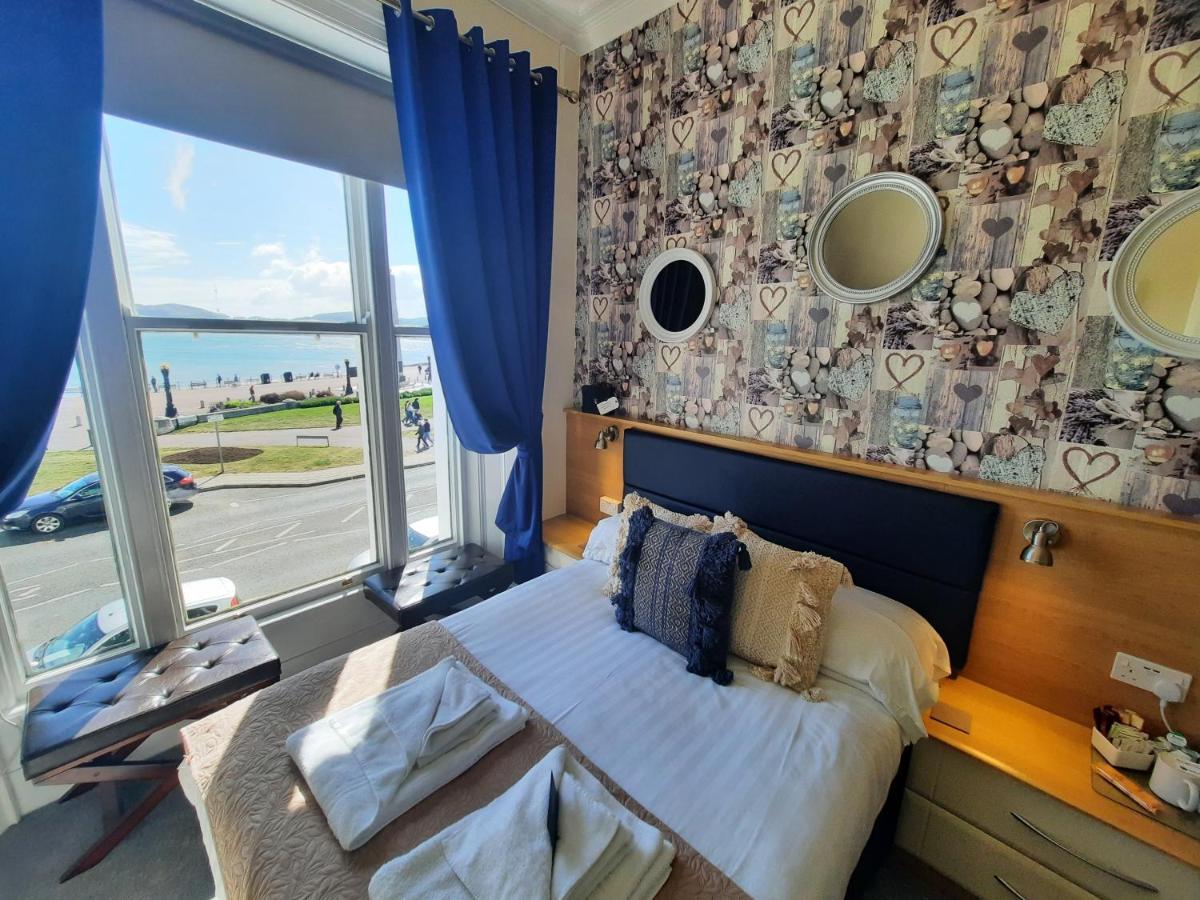 Hen Dy Bed and breakfast 4*